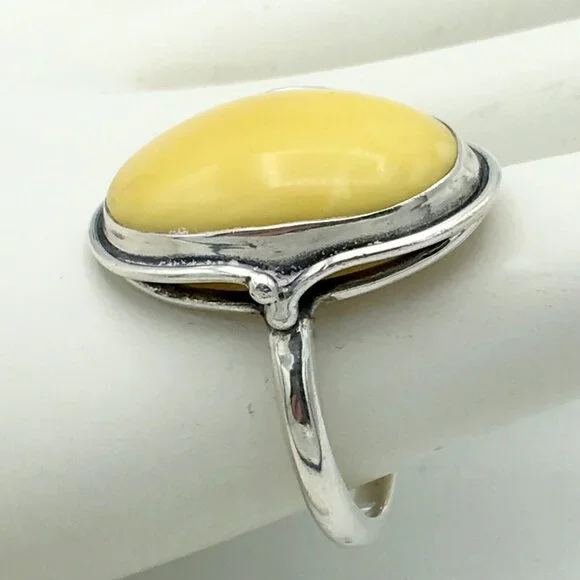 BALTIC egg yolk amber sterling silver size 9 ring - Art Nouveau style calla lily